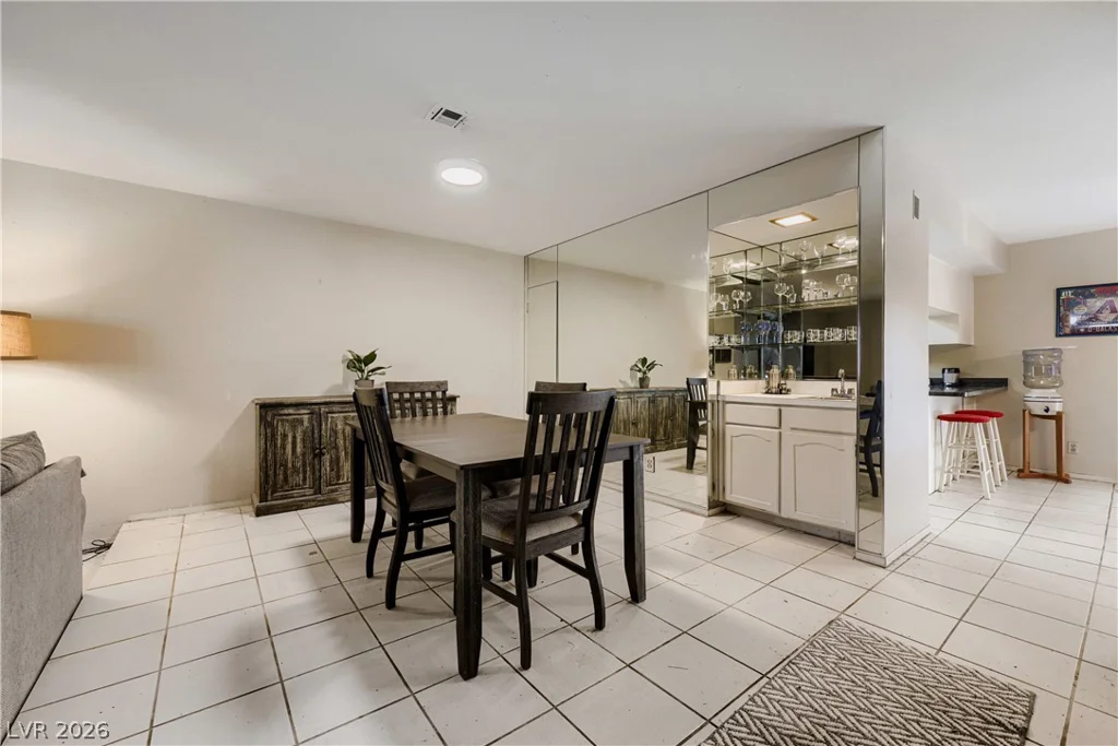 4180 Flamingo Crest, Las Vegas, NV 89121