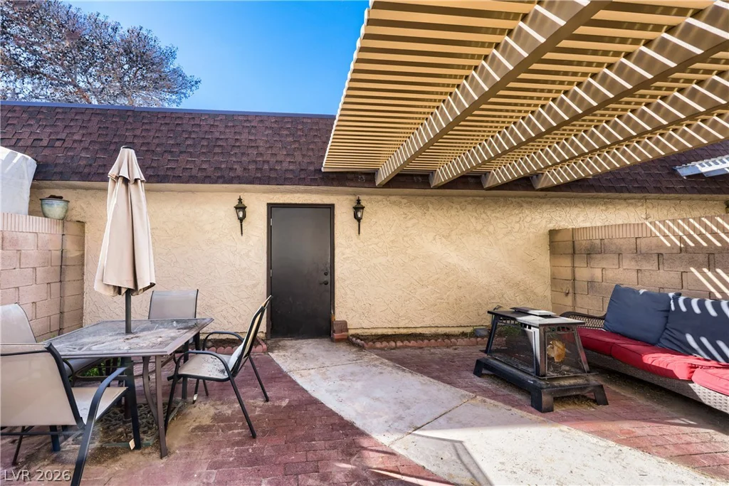 4180 Flamingo Crest, Las Vegas, NV 89121