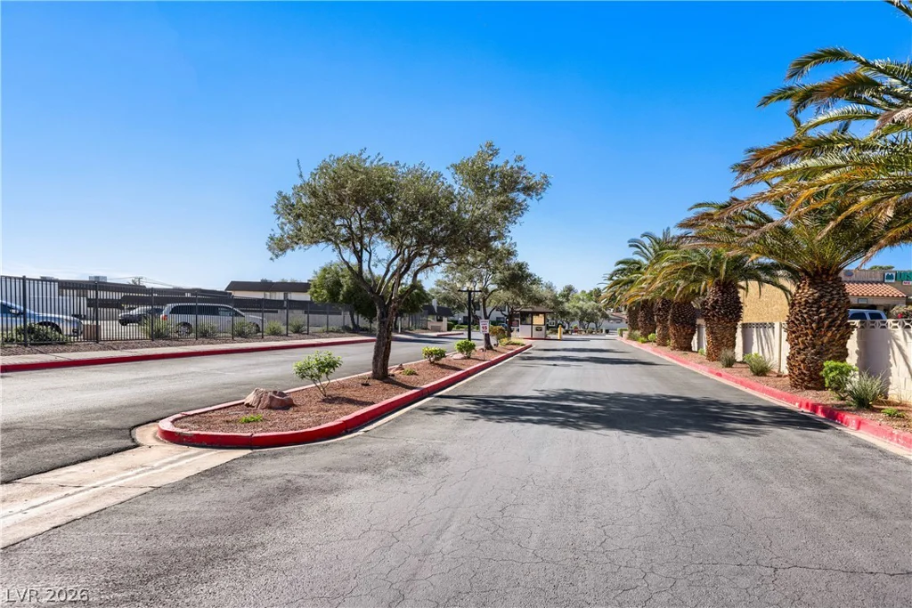 4180 Flamingo Crest, Las Vegas, NV 89121