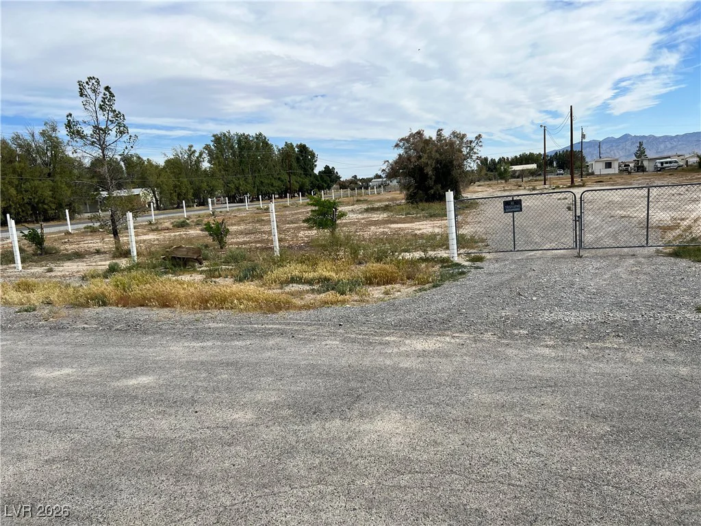 160 Leslie, Pahrump, NV 89048
