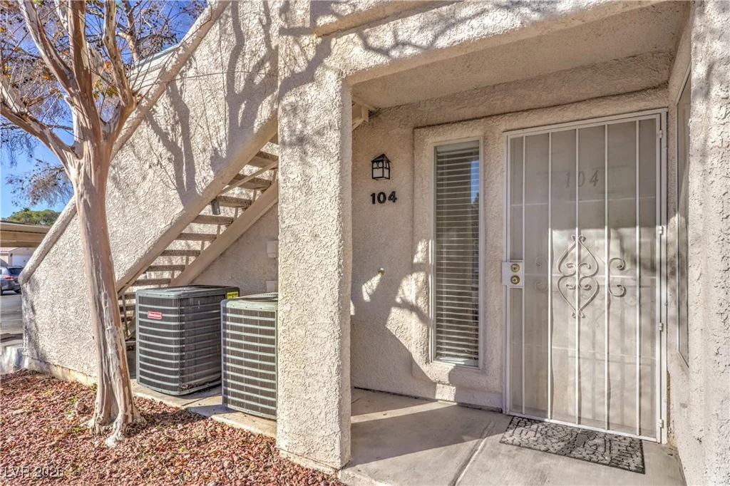 5265 Caspian Springs, Las Vegas, NV 89120
