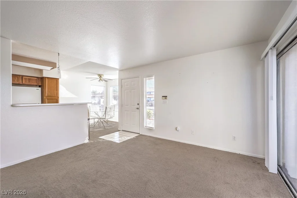 5265 Caspian Springs, Las Vegas, NV 89120