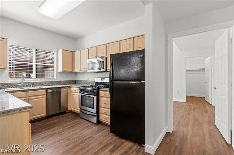 5250 Rainbow, Las Vegas, NV 89118