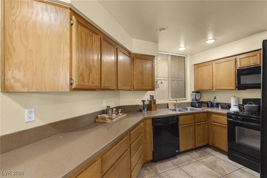 5155 Tropicana, Las Vegas, NV 89103