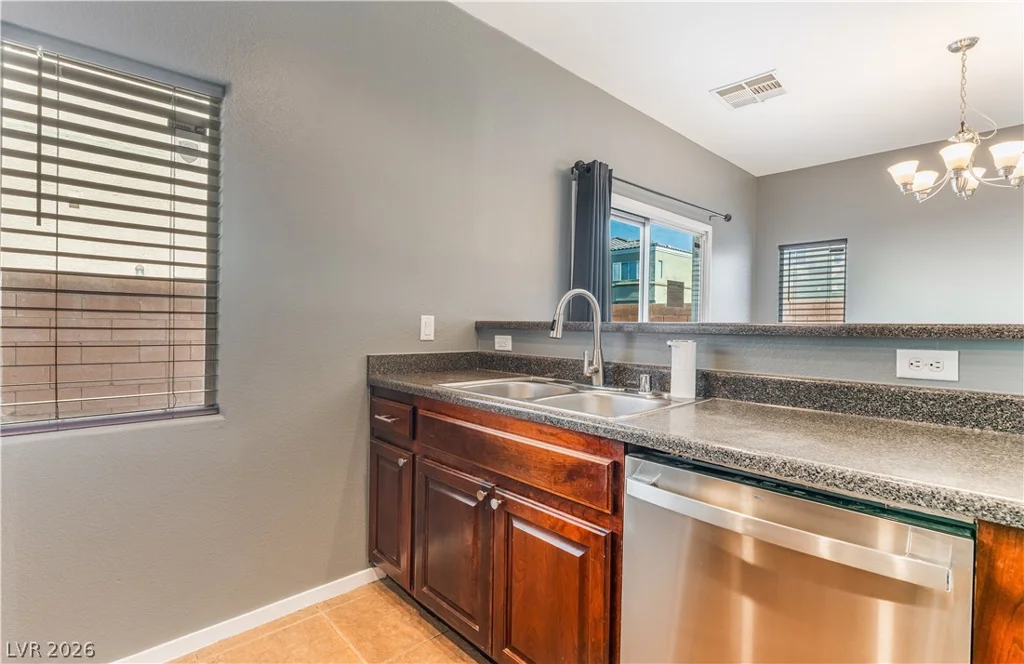 6329 Snap Ridge, North Las Vegas, NV 89081