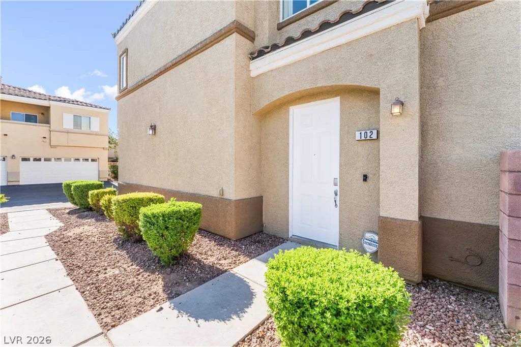 6329 Snap Ridge, North Las Vegas, NV 89081