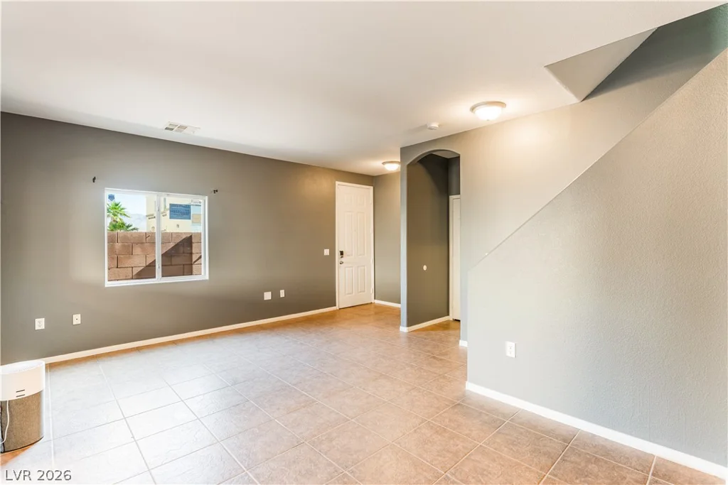 6329 Snap Ridge, North Las Vegas, NV 89081