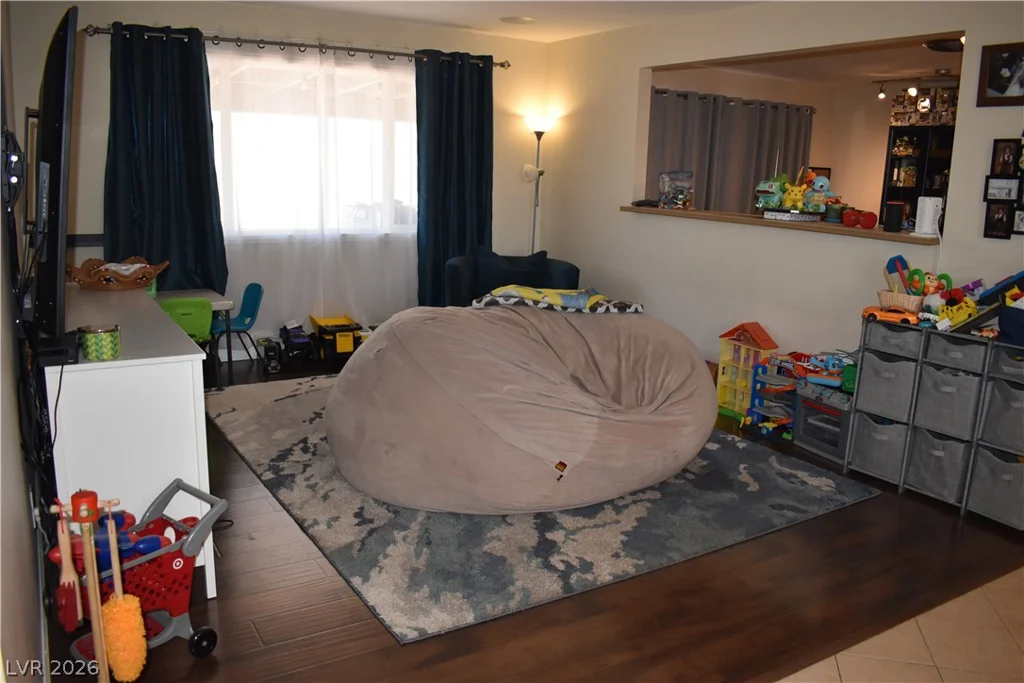 4429 Rimcrest, Las Vegas, NV 89121