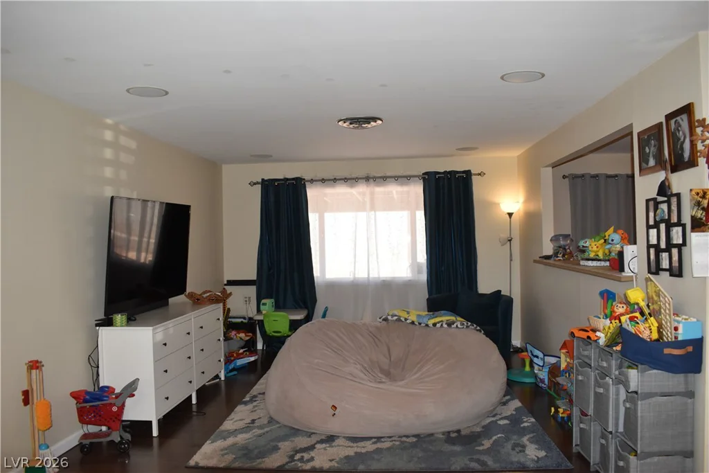4429 Rimcrest, Las Vegas, NV 89121