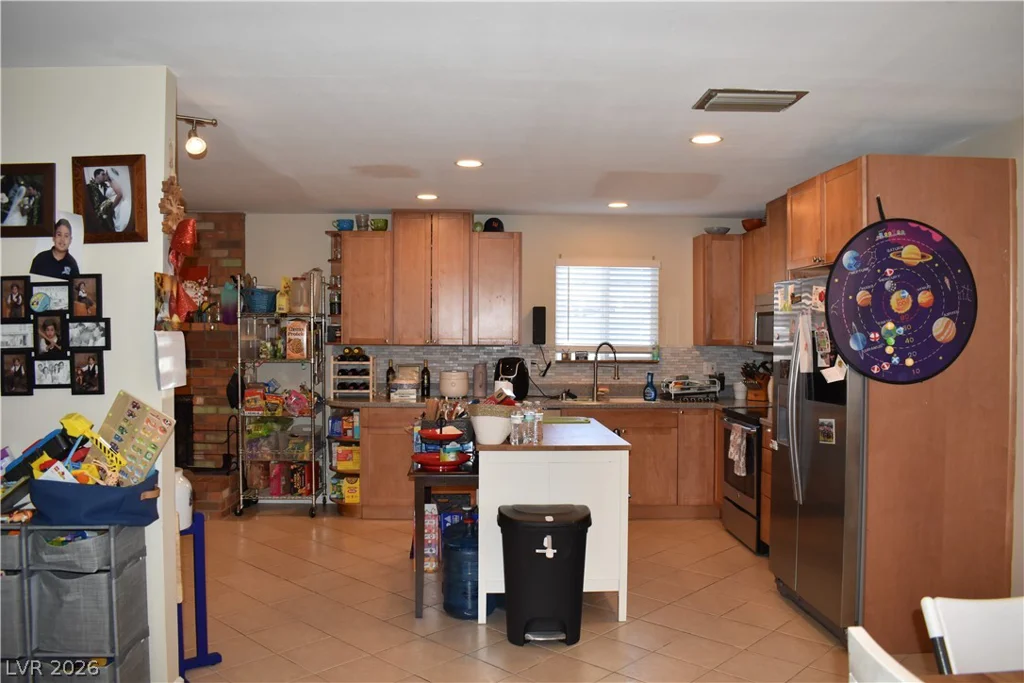 4429 Rimcrest, Las Vegas, NV 89121