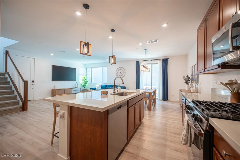 9240 Rampa, Las Vegas, NV 89166