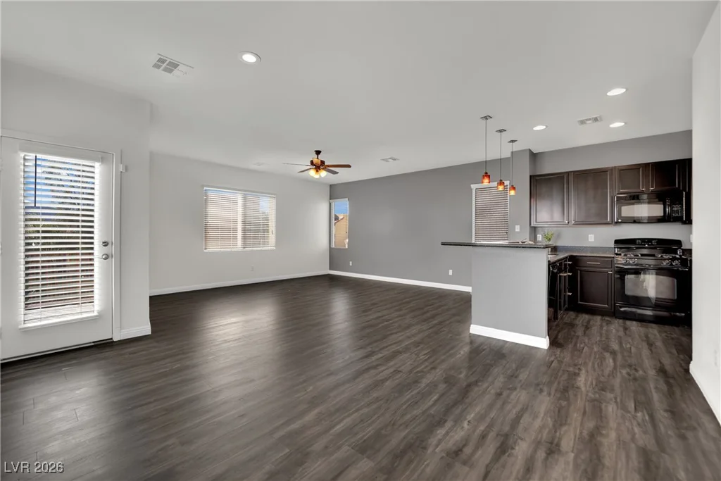 9350 Hopcroft, Las Vegas, NV 89178