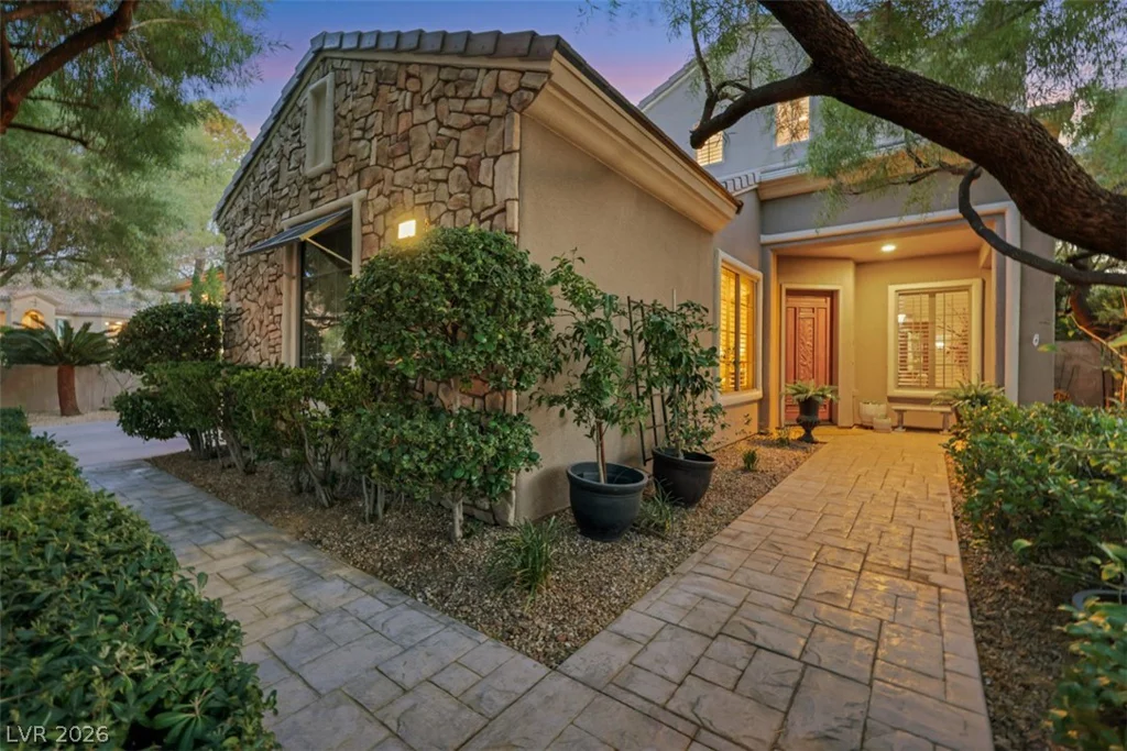 15 Oro Valley, Henderson, NV 89052