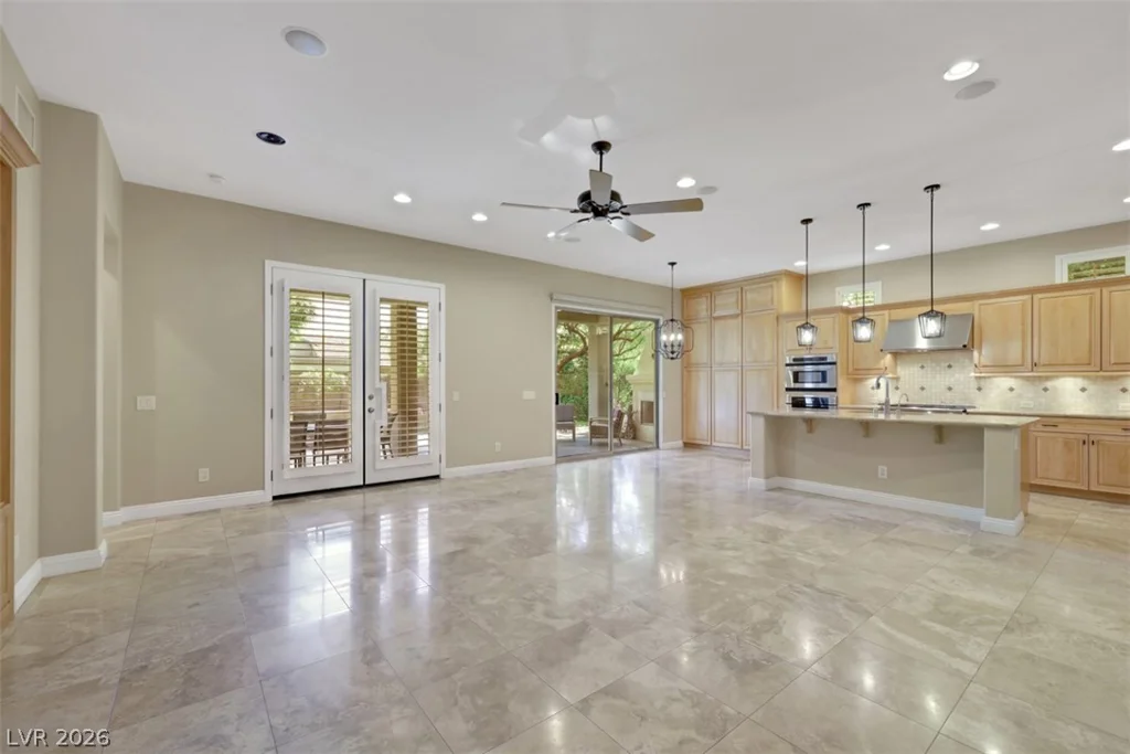 15 Oro Valley, Henderson, NV 89052