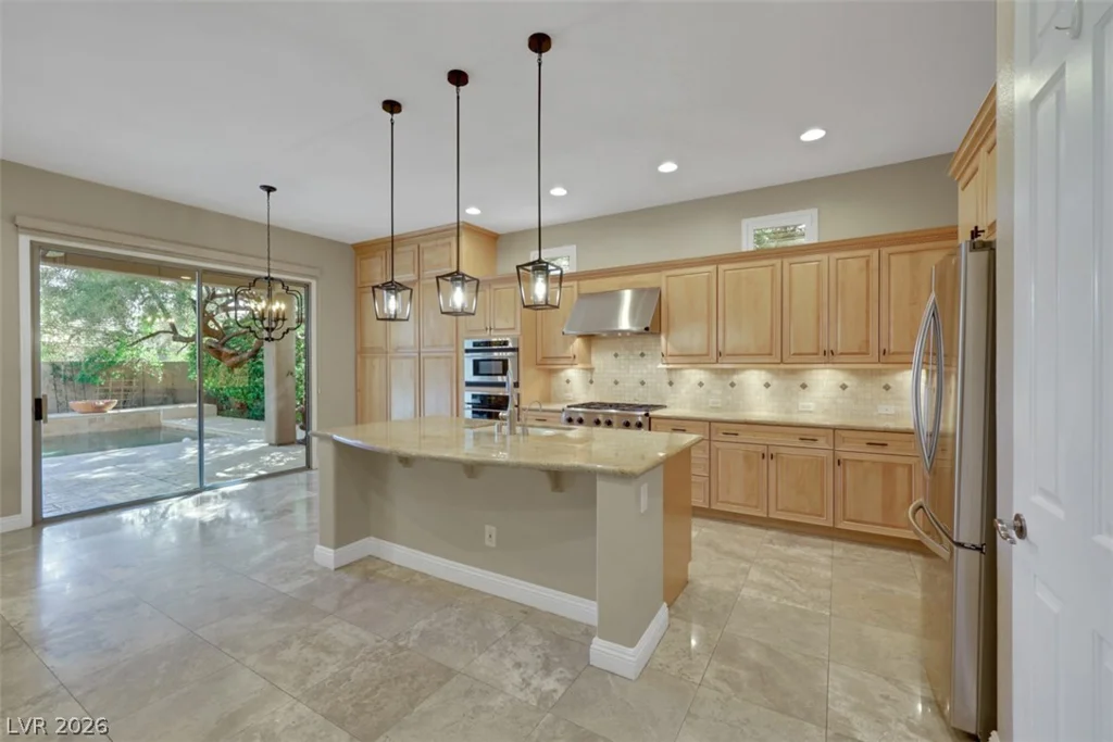 15 Oro Valley, Henderson, NV 89052