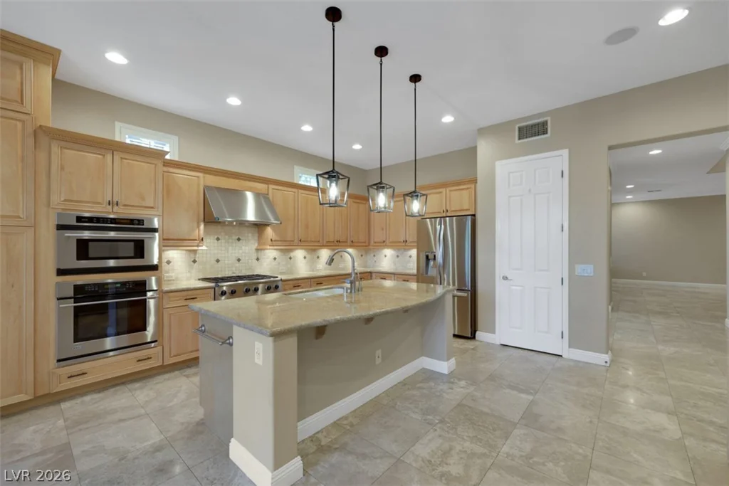 15 Oro Valley, Henderson, NV 89052