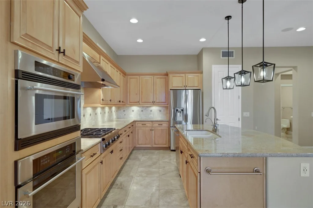 15 Oro Valley, Henderson, NV 89052