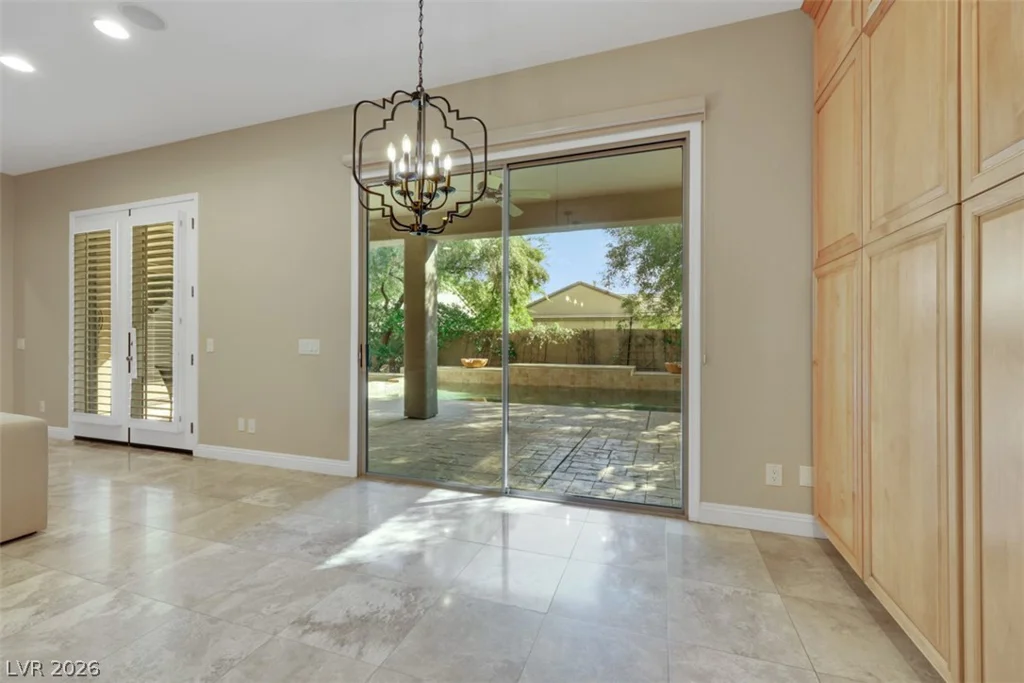 15 Oro Valley, Henderson, NV 89052