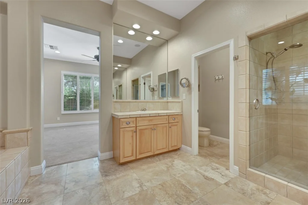 15 Oro Valley, Henderson, NV 89052