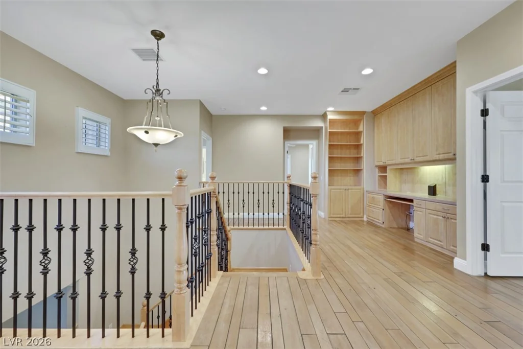 15 Oro Valley, Henderson, NV 89052