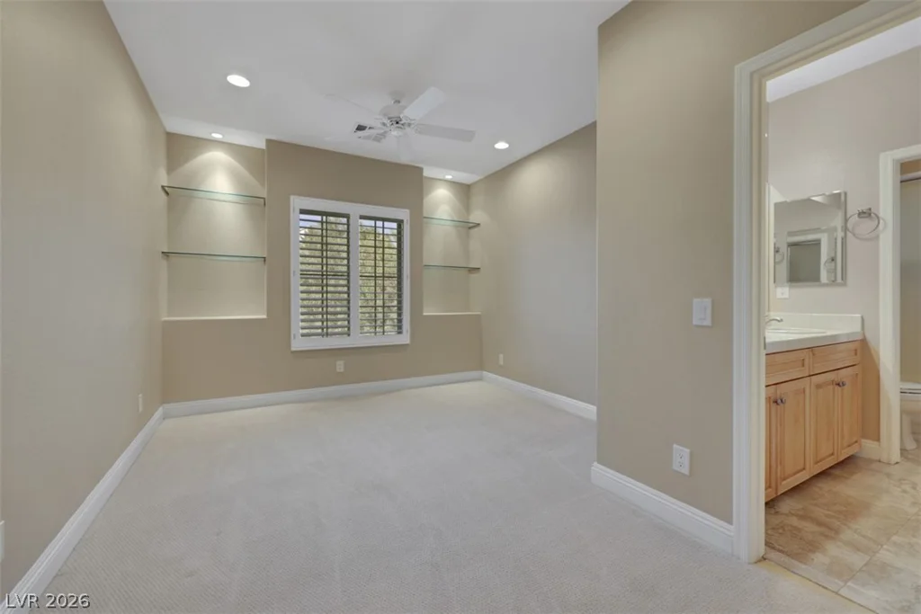 15 Oro Valley, Henderson, NV 89052