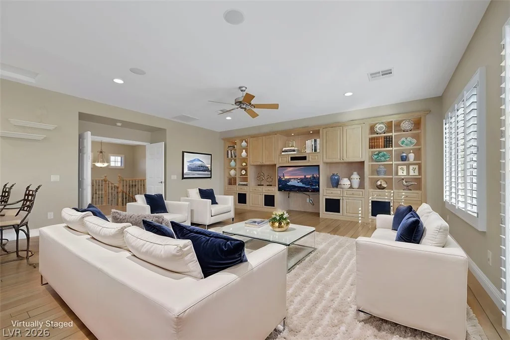 15 Oro Valley, Henderson, NV 89052