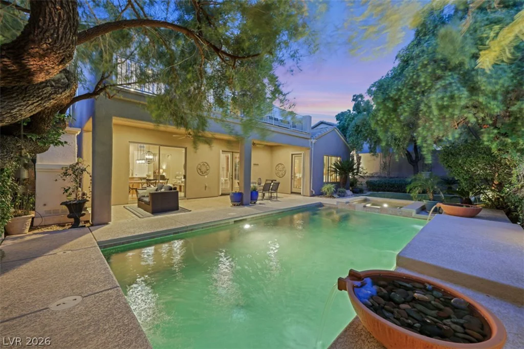 15 Oro Valley, Henderson, NV 89052