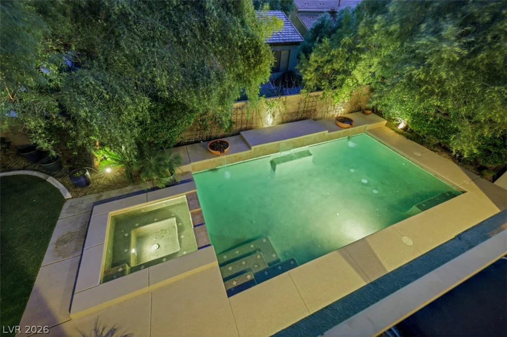 15 Oro Valley, Henderson, NV 89052