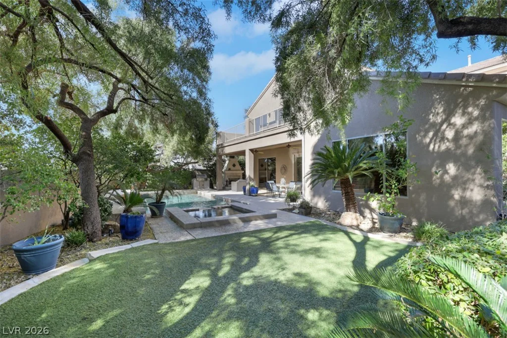 15 Oro Valley, Henderson, NV 89052