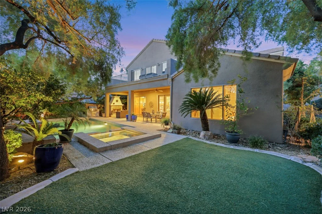 15 Oro Valley, Henderson, NV 89052