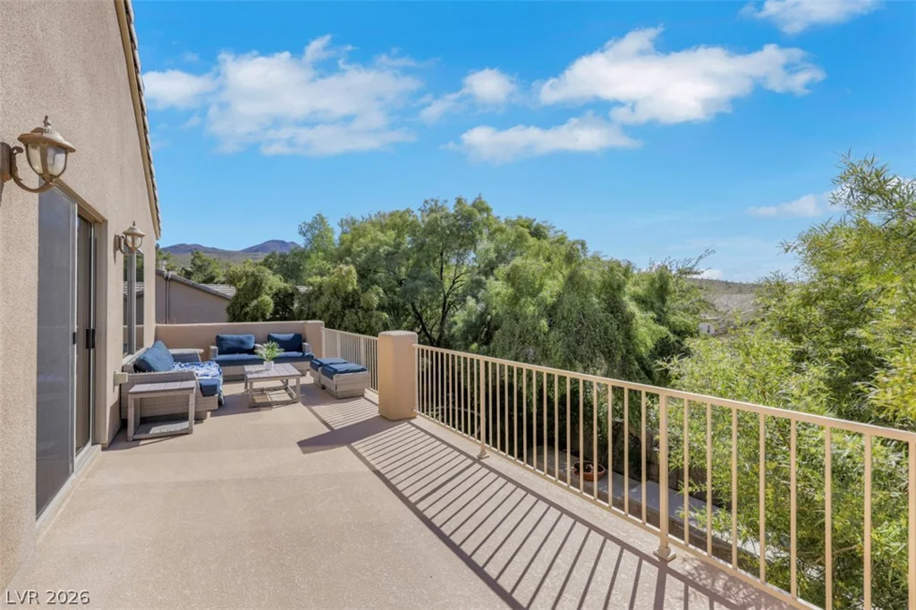 15 Oro Valley, Henderson, NV 89052