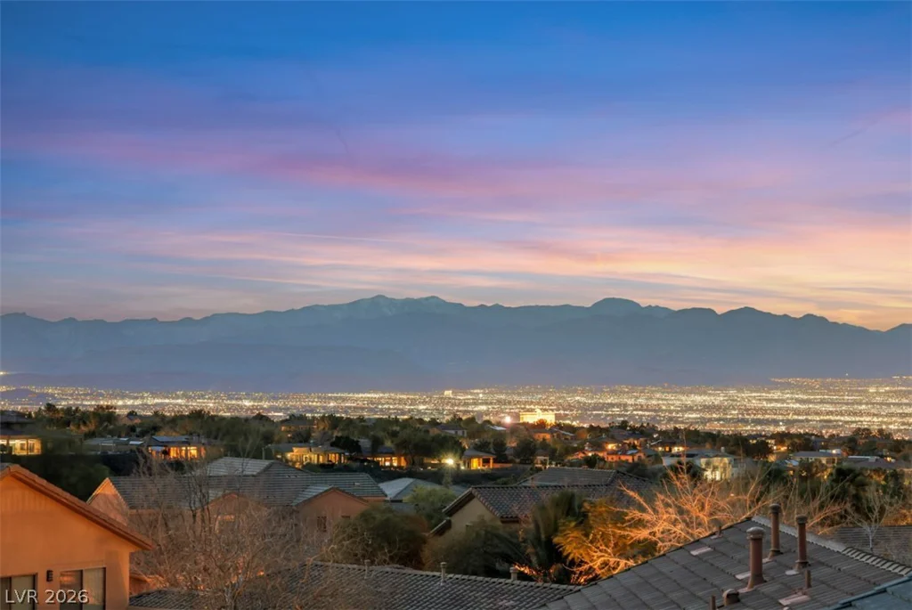 15 Oro Valley, Henderson, NV 89052