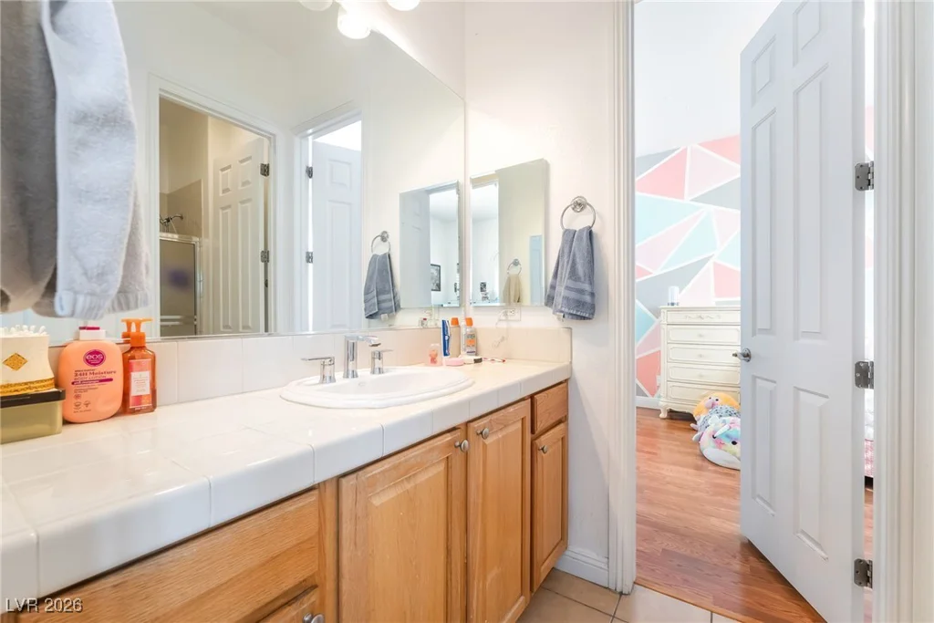 2424 Antrim Irish, Henderson, NV 89044