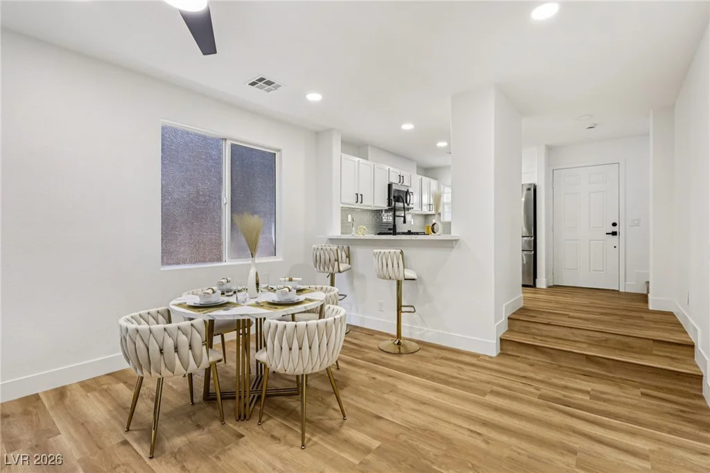 9085 Maycott, Las Vegas, NV 89148