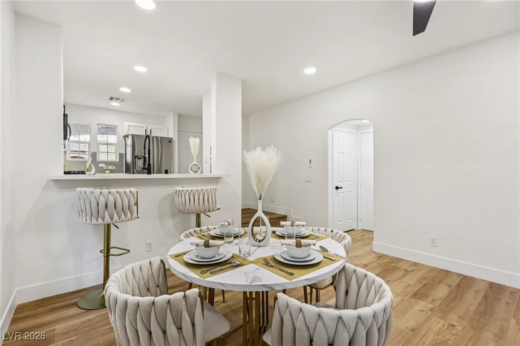9085 Maycott, Las Vegas, NV 89148