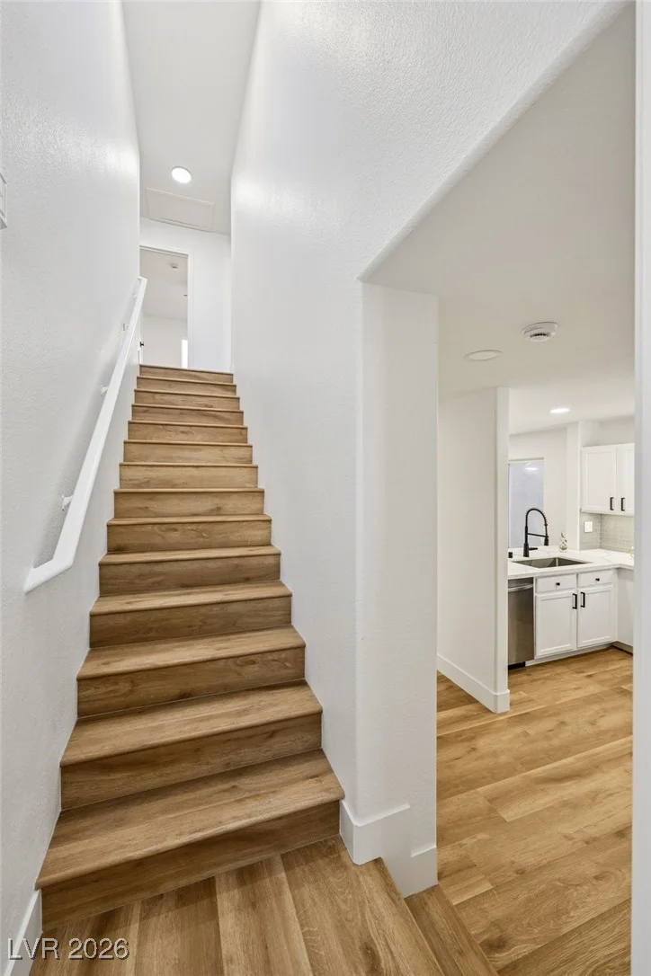9085 Maycott, Las Vegas, NV 89148