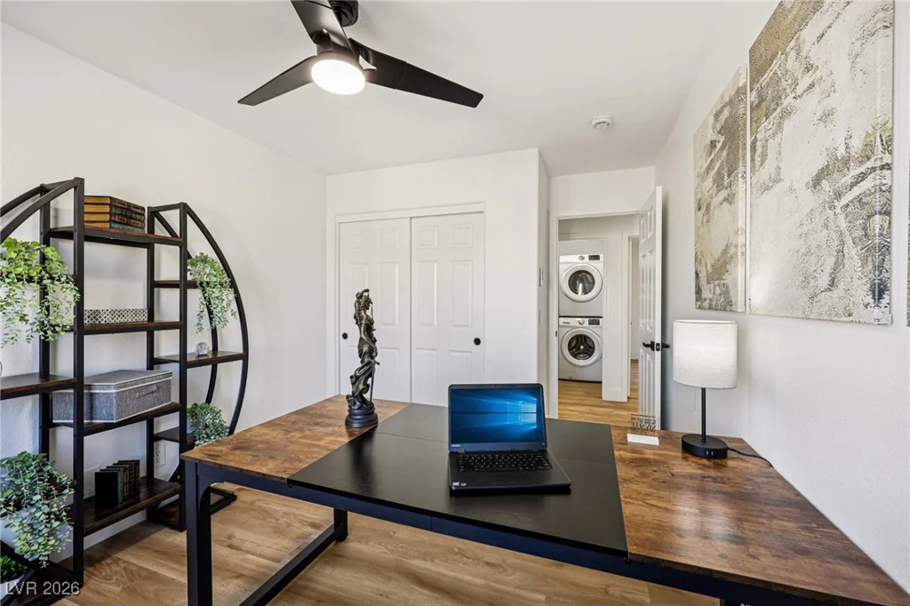 9085 Maycott, Las Vegas, NV 89148