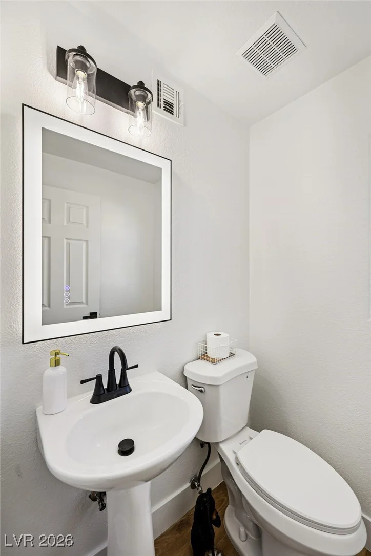 9085 Maycott, Las Vegas, NV 89148