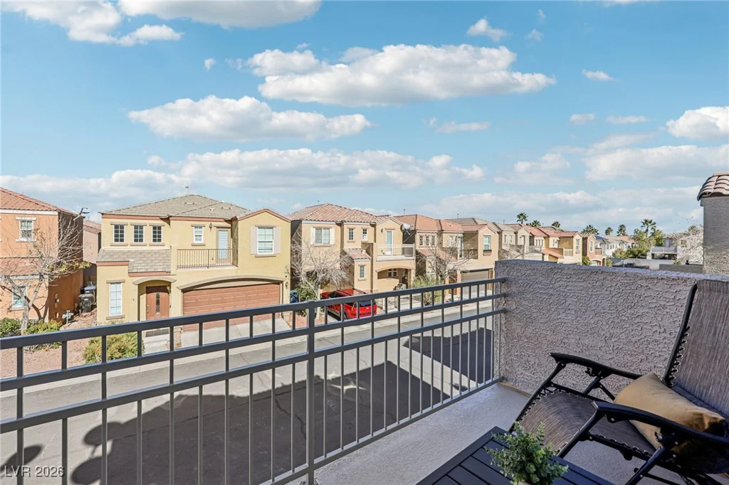 9085 Maycott, Las Vegas, NV 89148