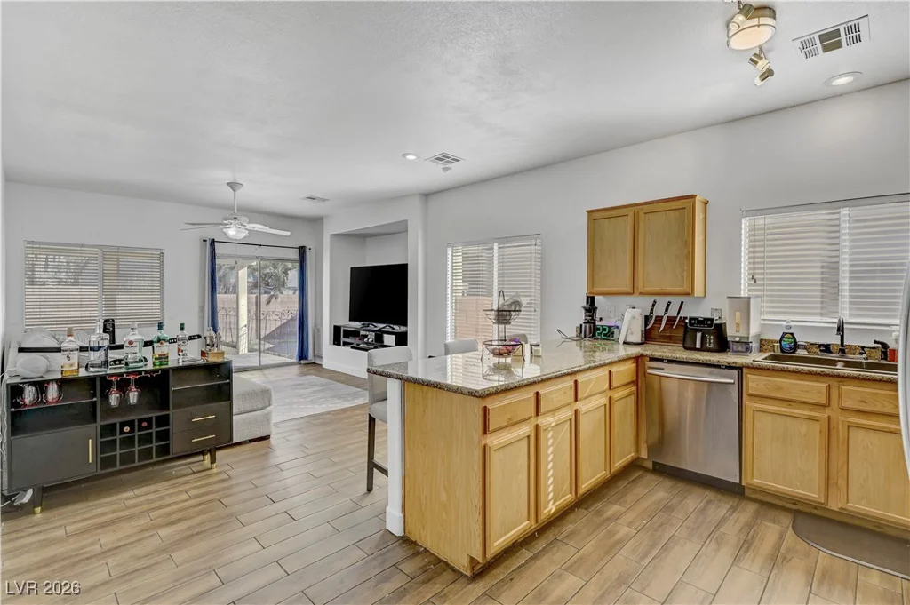 6316 Morning Roses, North Las Vegas, NV 89031