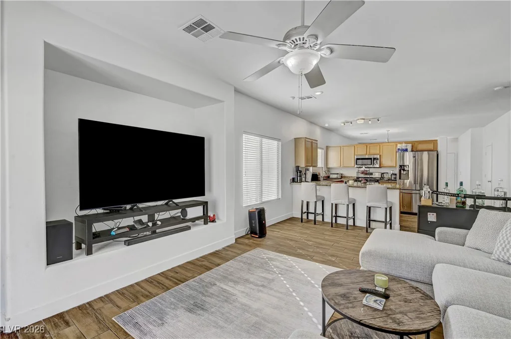 6316 Morning Roses, North Las Vegas, NV 89031