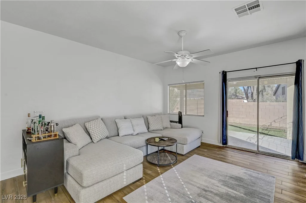 6316 Morning Roses, North Las Vegas, NV 89031