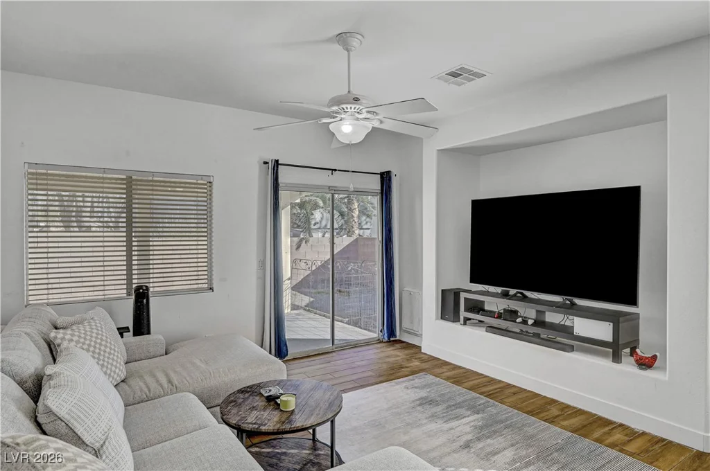 6316 Morning Roses, North Las Vegas, NV 89031