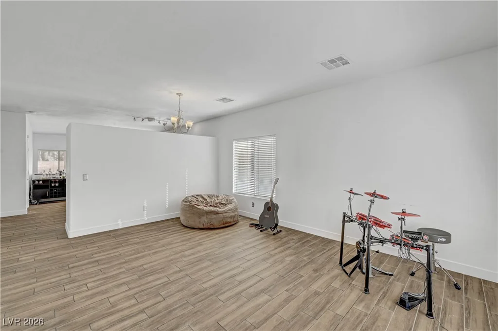 6316 Morning Roses, North Las Vegas, NV 89031