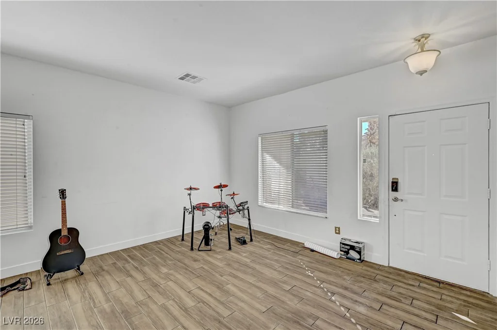6316 Morning Roses, North Las Vegas, NV 89031