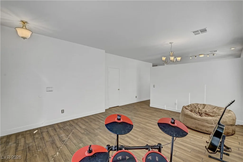 6316 Morning Roses, North Las Vegas, NV 89031