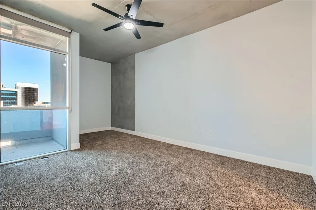 353 Bonneville, Las Vegas, NV 89101