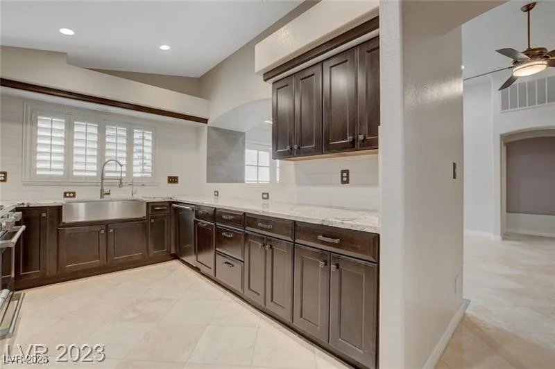 1609 Vespertina, Las Vegas, NV 89128