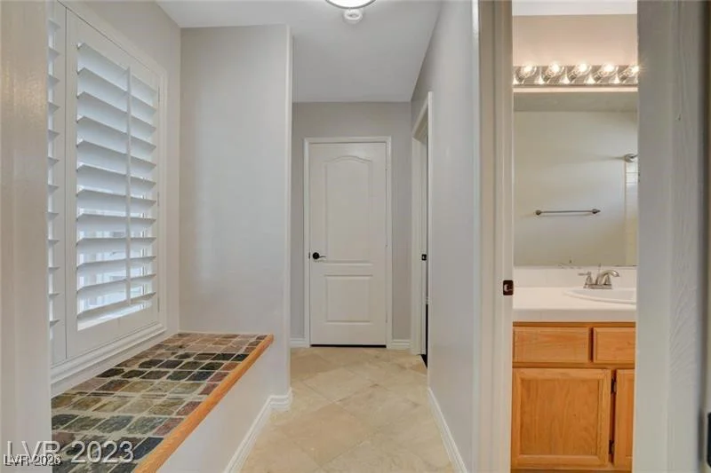 1609 Vespertina, Las Vegas, NV 89128