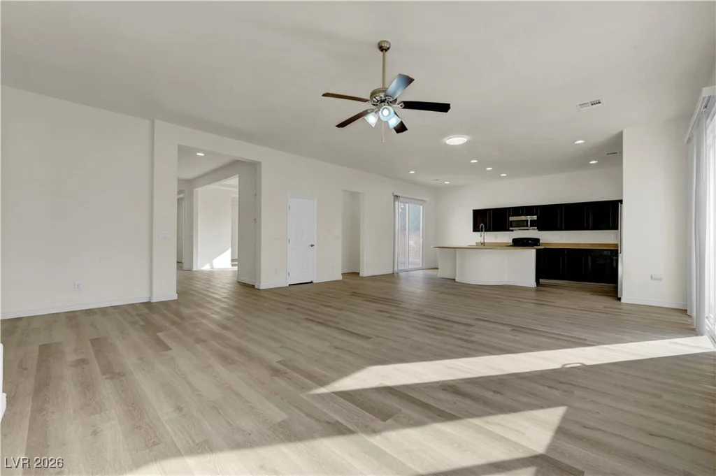 7931 Campers Village, Las Vegas, NV 89178